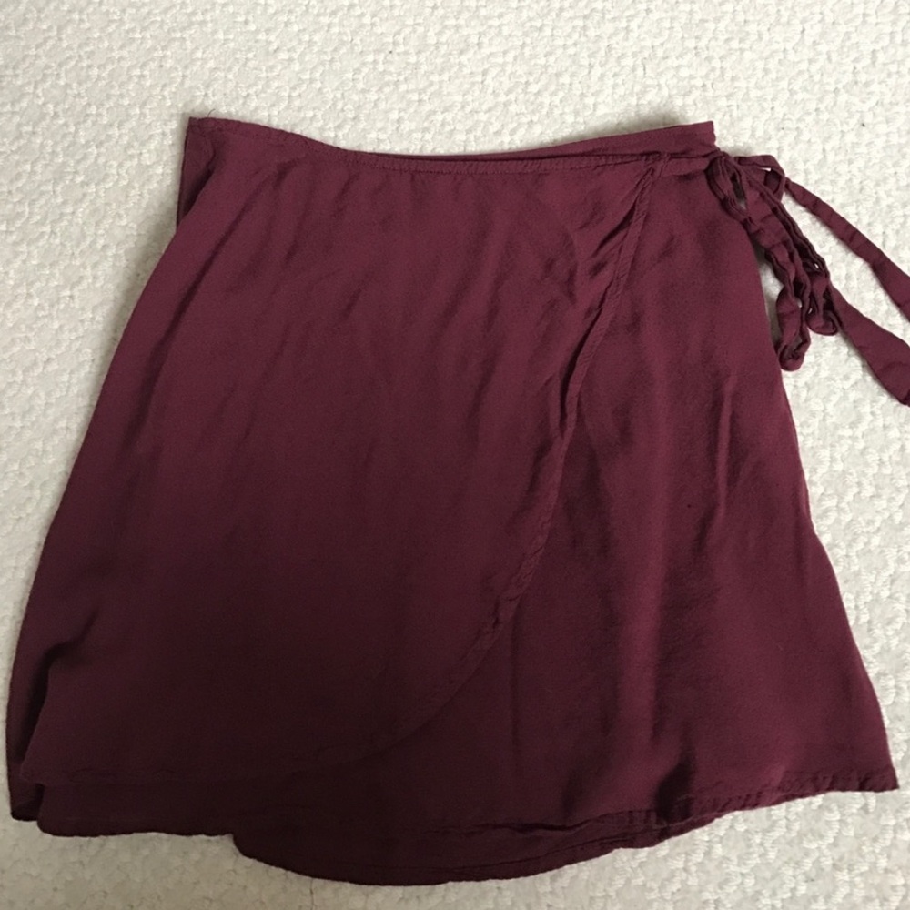🎉2/$15🎉 Kendall and Kylie mini wrap skirt
